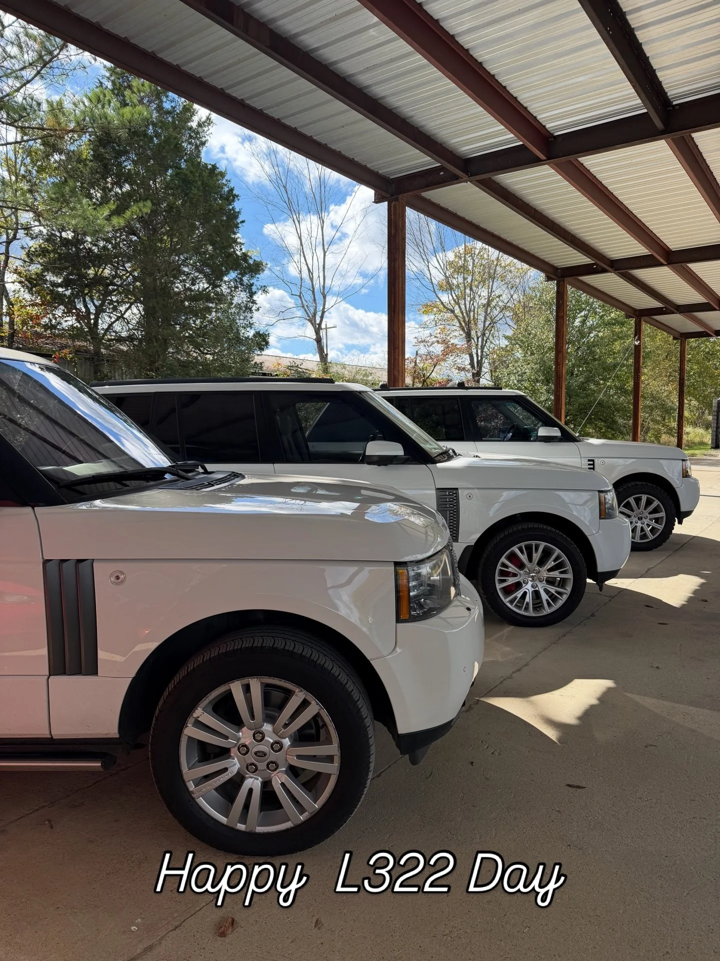 If the L322 is your favorite Range Rover, today is your day! Ownership of these trucks can be trying, but Harpeth Rovers makes it much more enjoyable by handling all of the detrimental maintenance items before hand over. We gladly add a clients desir
