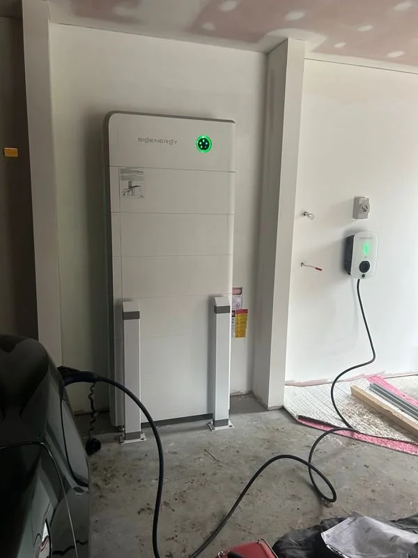 Inverloch EV charger & home battery
