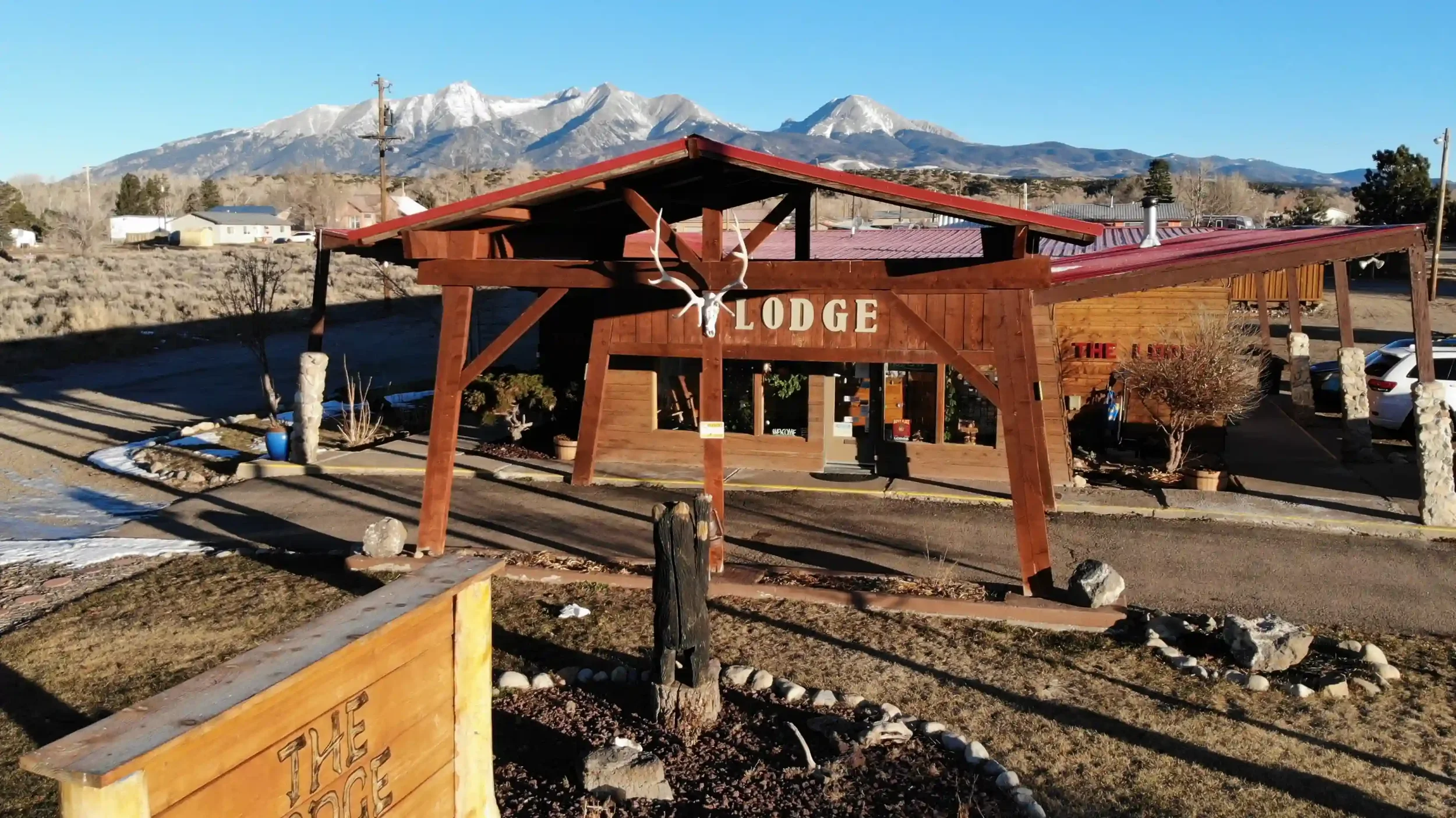 Motel with a mountain in the background