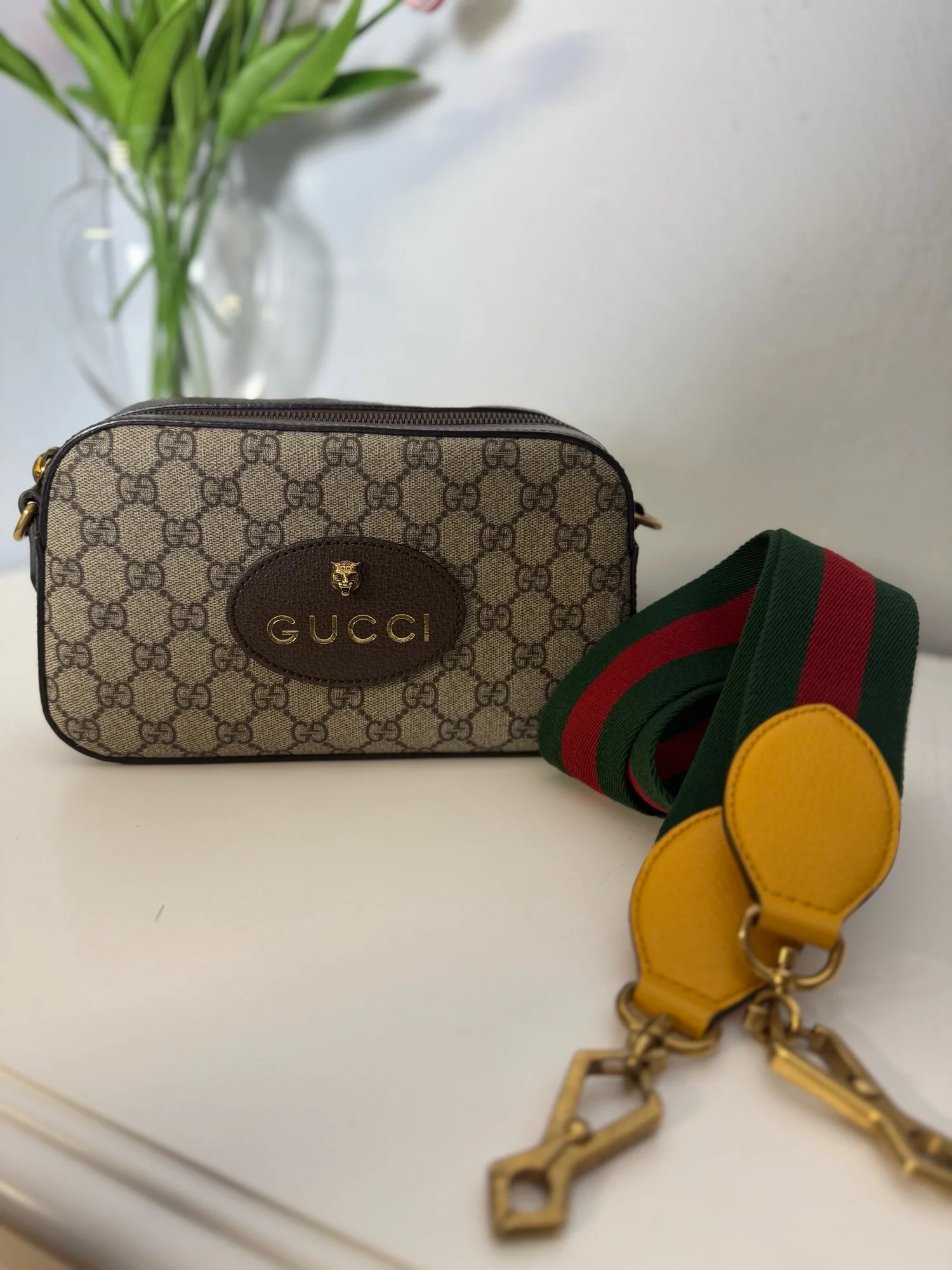 Gucci GG Supreme Monogram Web Neo Vintage Camera Bag