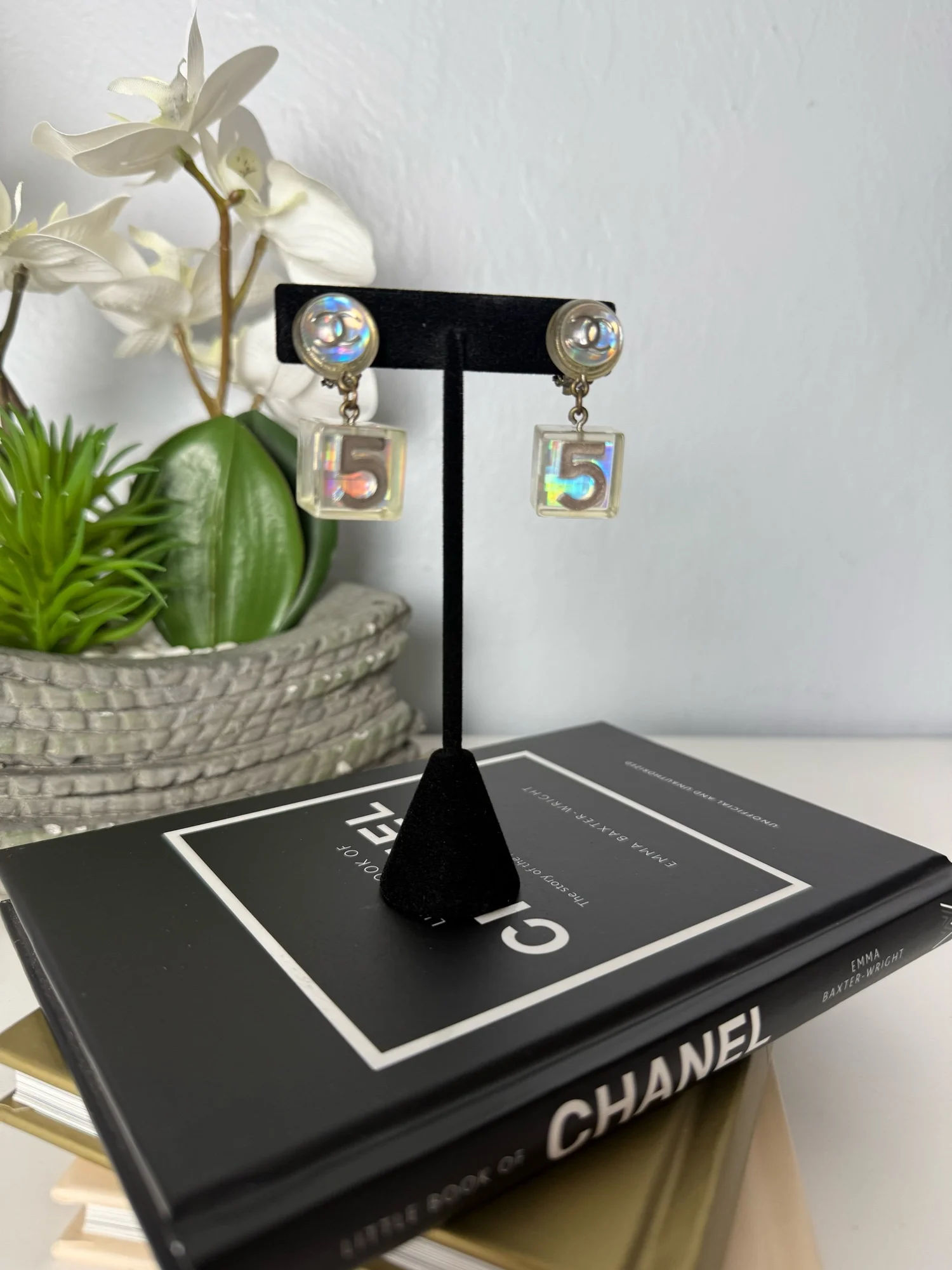 Chanel Aurora NO. 5 Cube Dangle Clip-on Earrings Vintage
