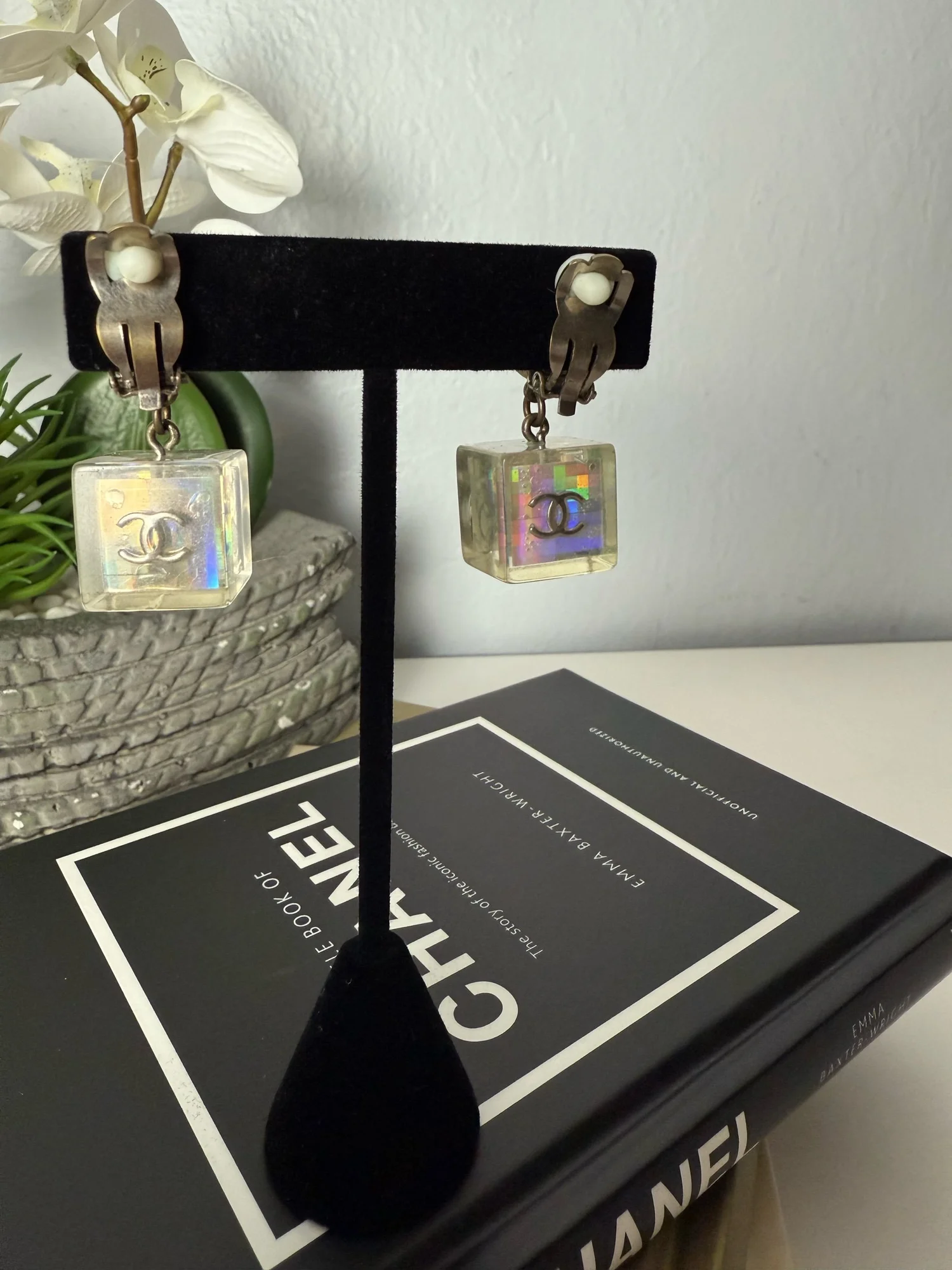 Chanel Aurora NO. 5 Cube Dangle Clip-on Earrings Vintage