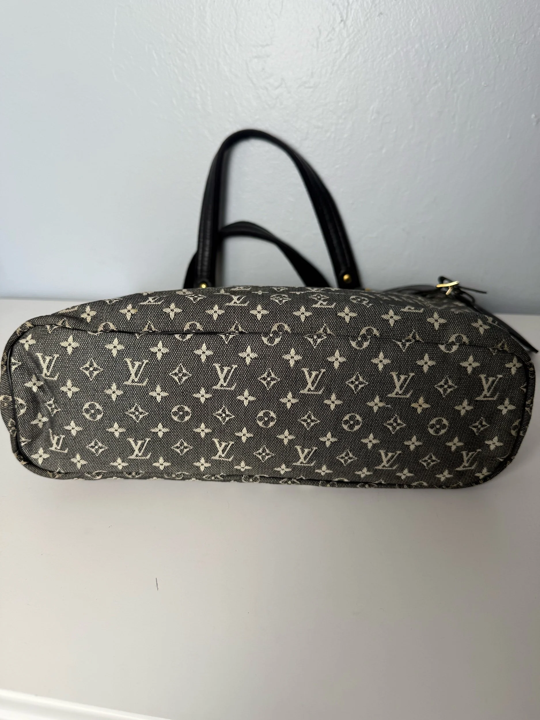 LOUIS VUITTON *VINTAGE* Monogram Mini Lin Lucille GM Tote — image 4