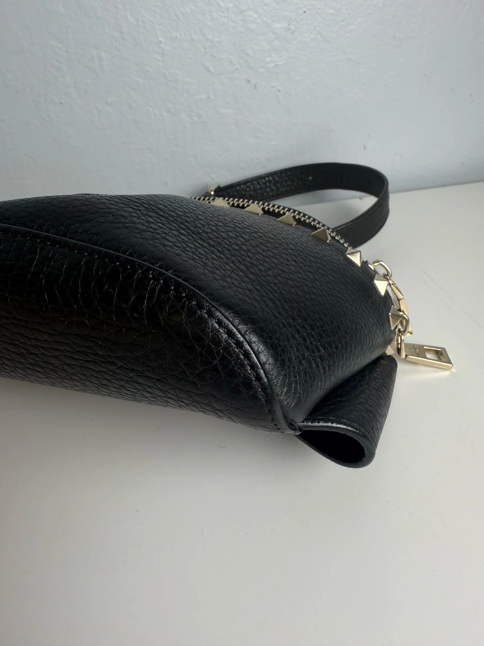 Valentino Garavani Rockstud Grainy Leather Belt Bag — image 5