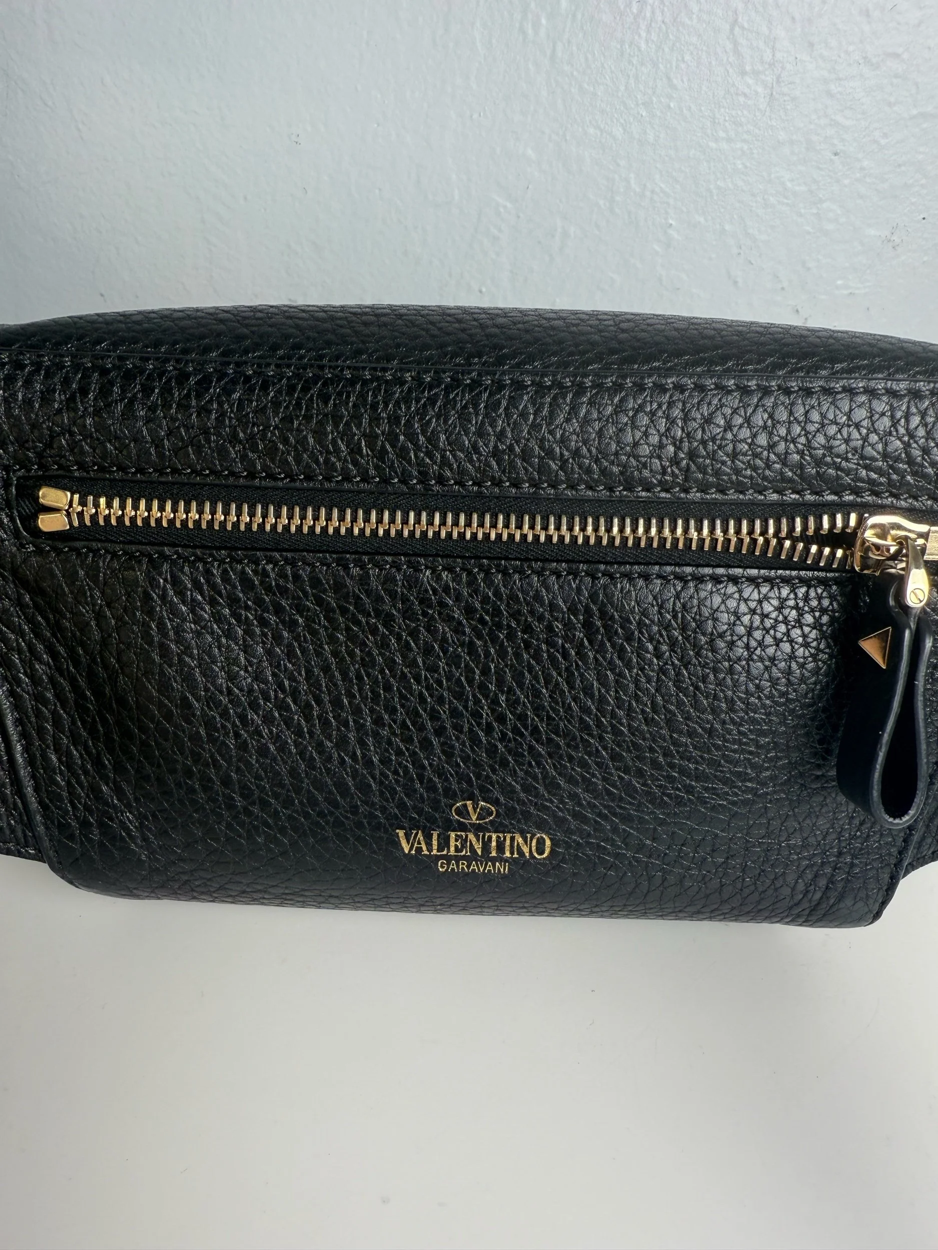 Valentino Garavani Rockstud Grainy Leather Belt Bag — image 7