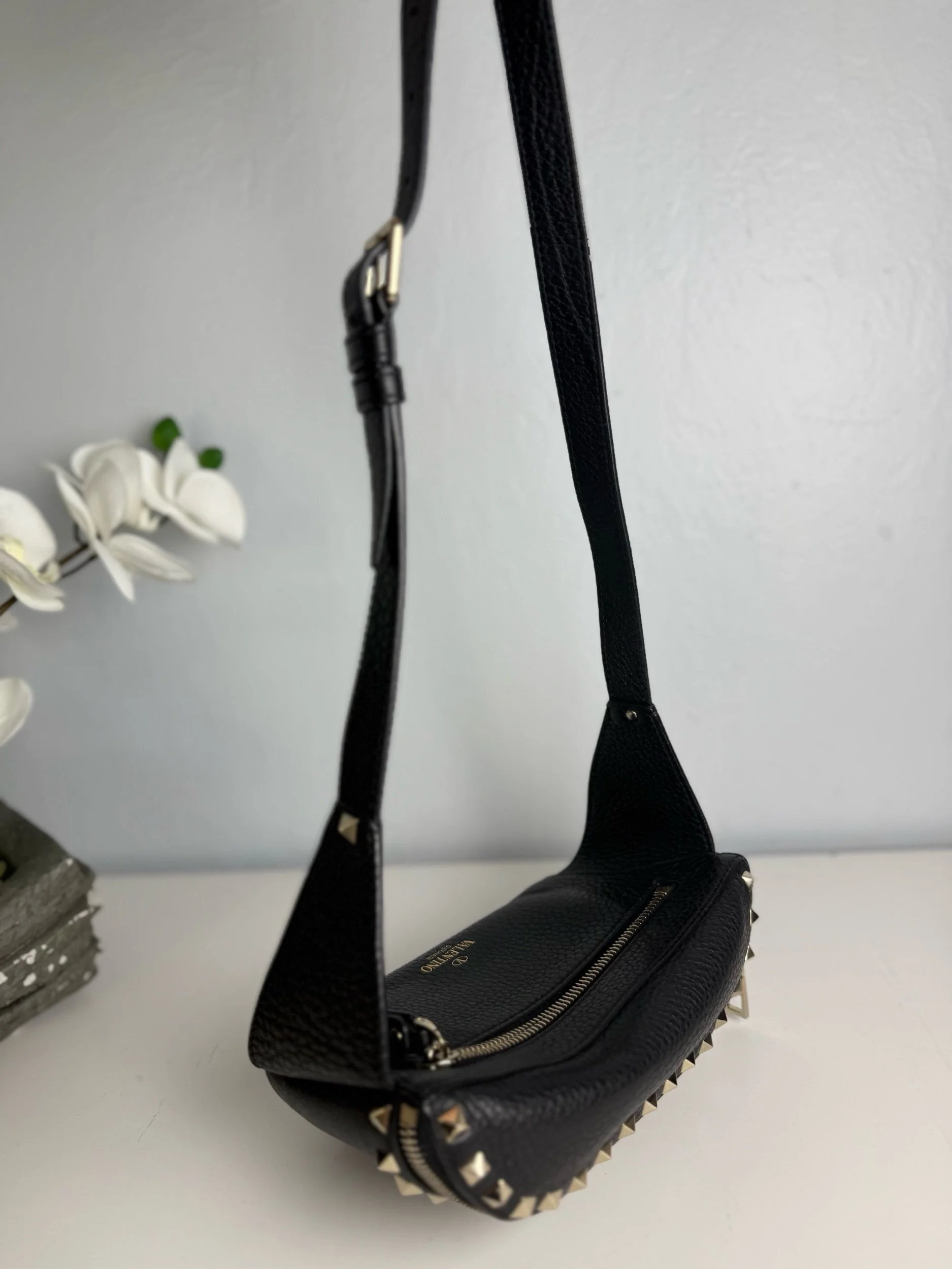 Valentino Garavani Rockstud Grainy Leather Belt Bag — image 8