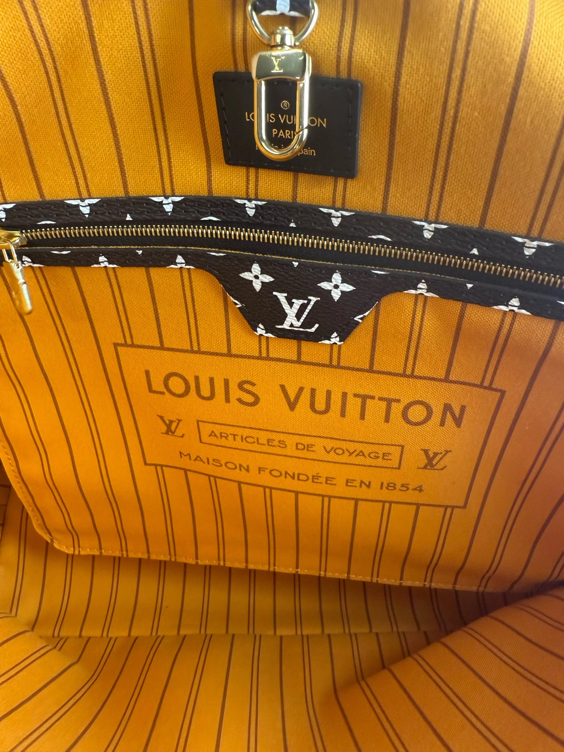 Louis Vuitton Monogram Giant Jungle Neverfull MM — image 4