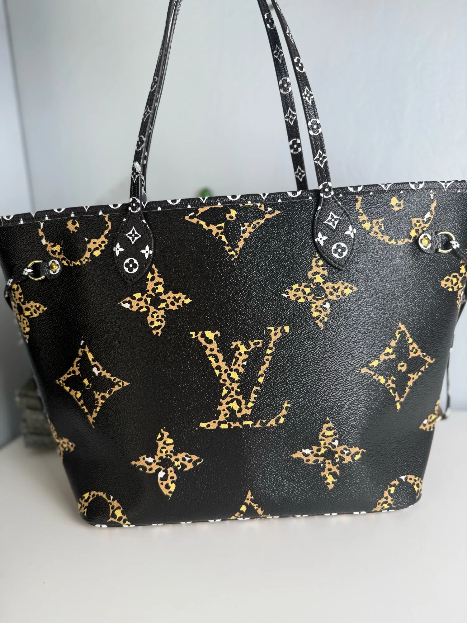 Louis Vuitton Monogram Giant Jungle Neverfull MM