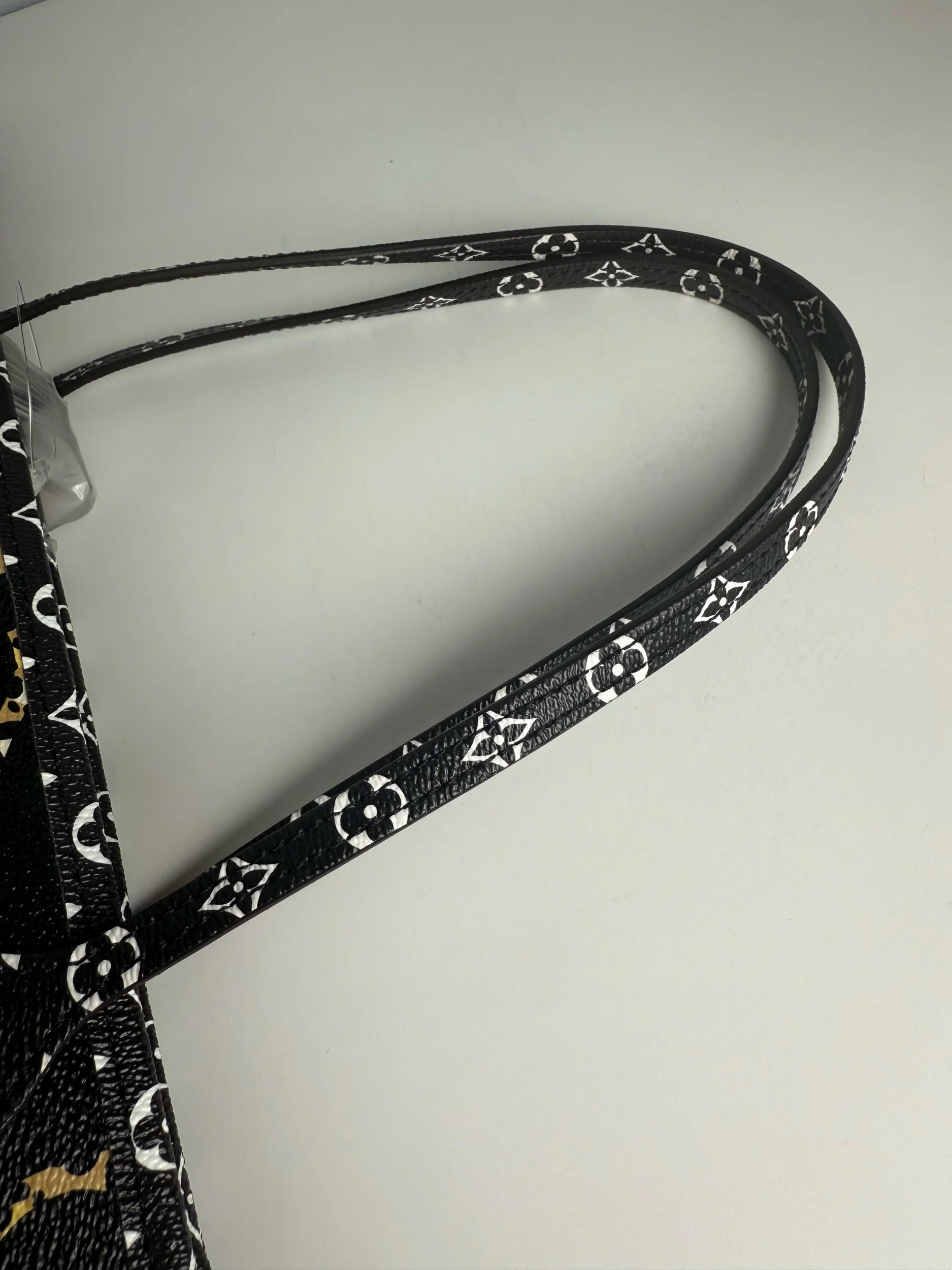 Louis Vuitton Monogram Giant Jungle Neverfull MM — image 5