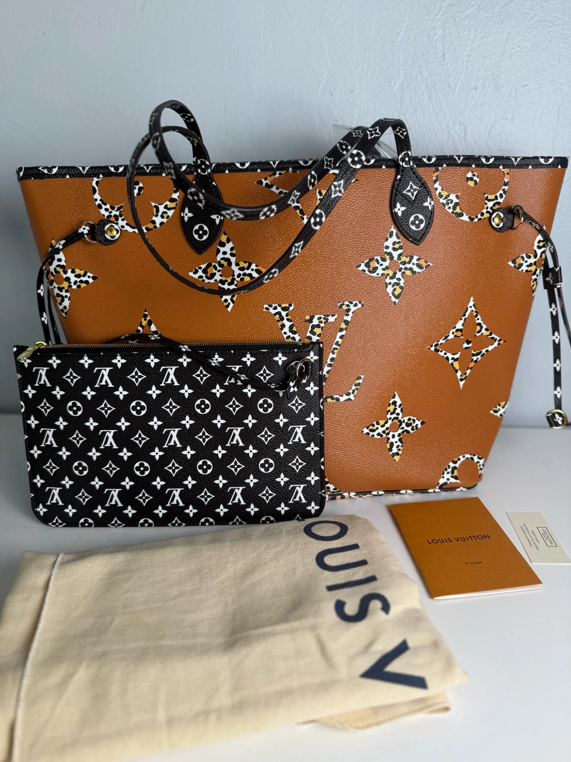 Louis Vuitton Monogram Giant Jungle Neverfull MM — image 6