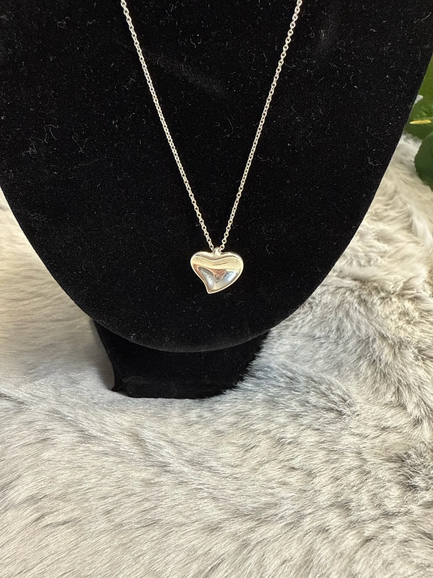 Tiffany Elsa Peretti® Full Heart Pendant Necklace