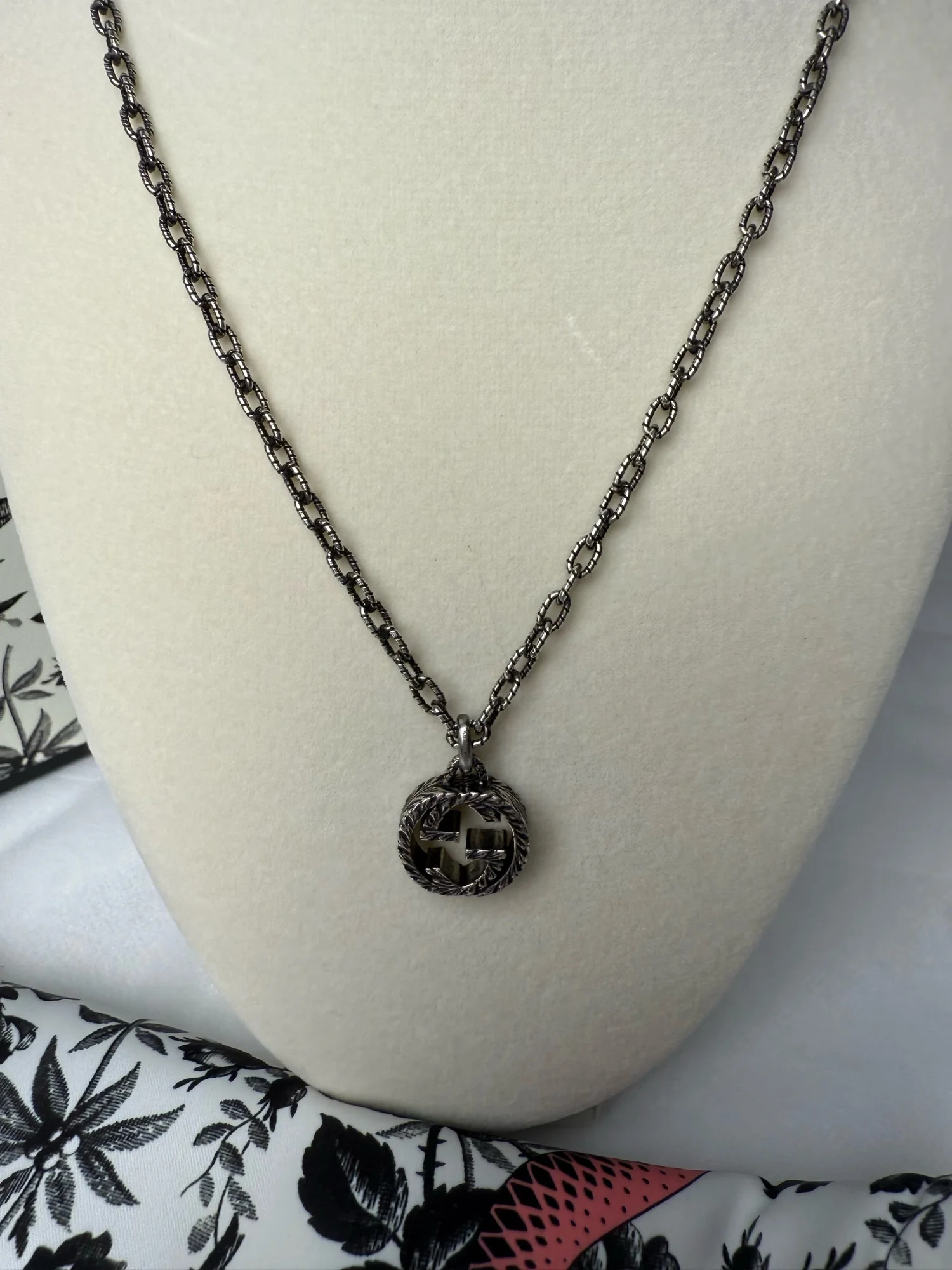 Gucci Interlocking GG Pendant Necklace Sterling Silver