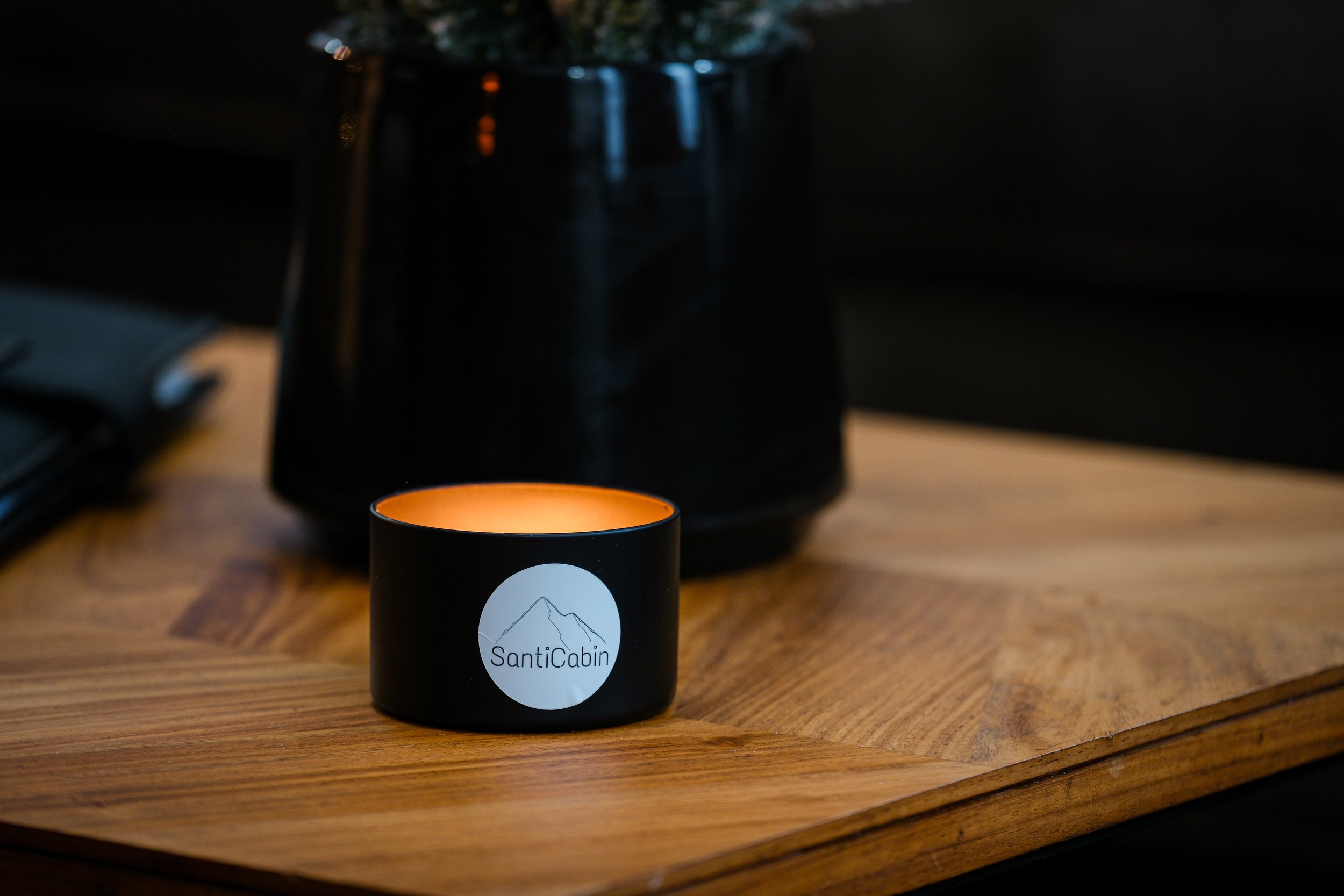 The SantiCabin Candle