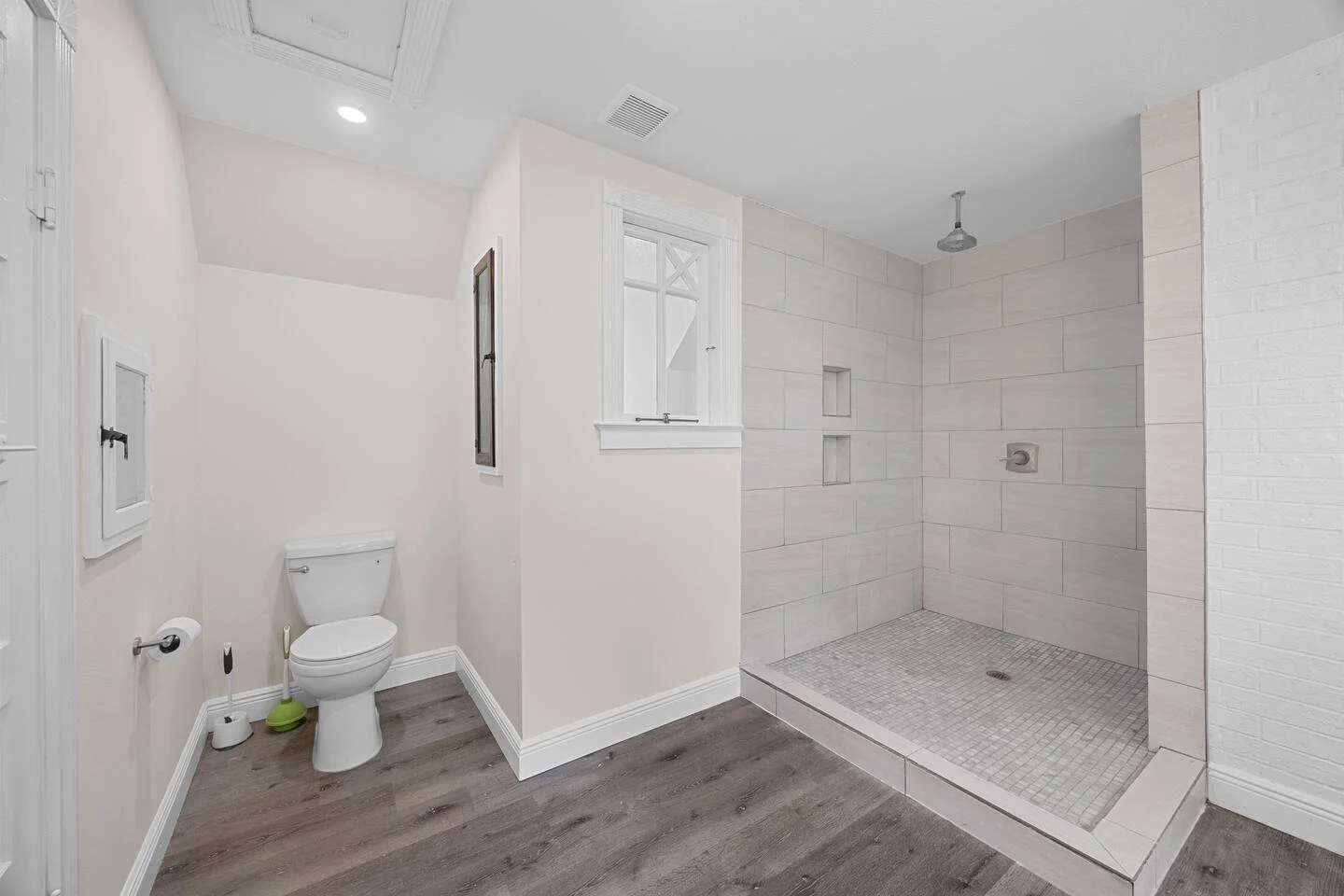 Hill Country Haven-AT-USA-shower.jpeg