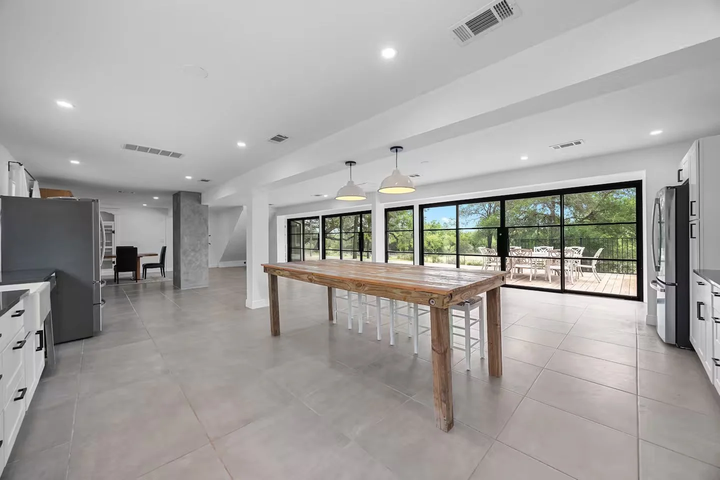 Hill Country Haven-AT-USA-kitchen-2.jpg