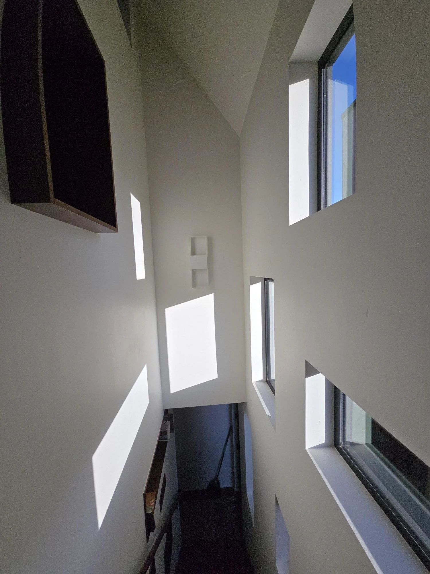 4638 Staircase Sunlight.jpg