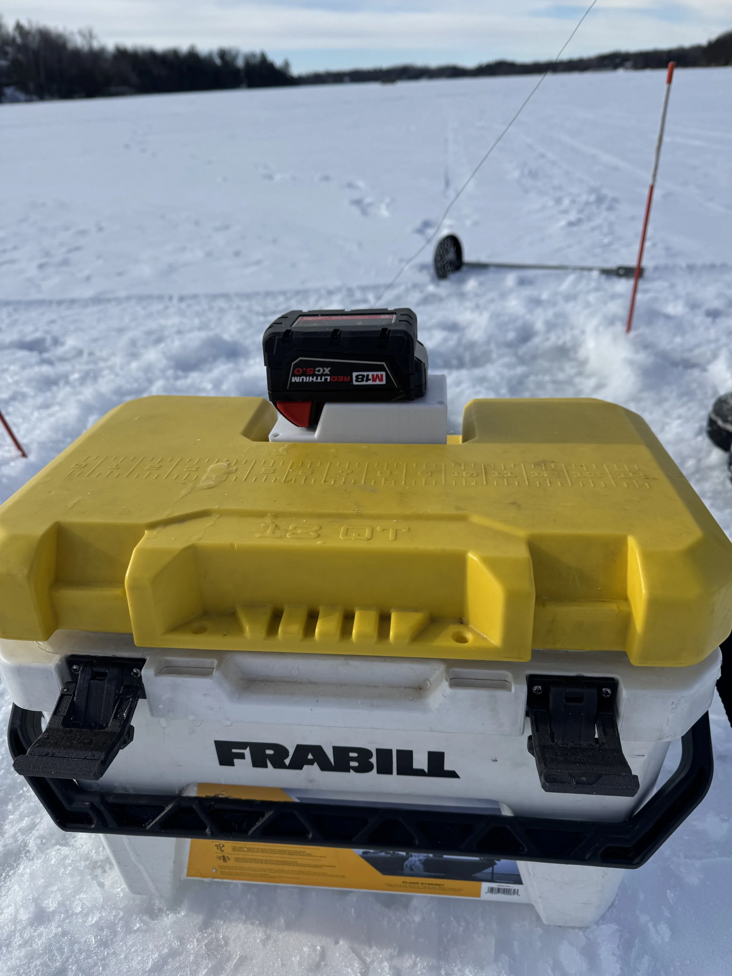 Frabill Magnum Bait Station Aerator Millwaukee.jpeg