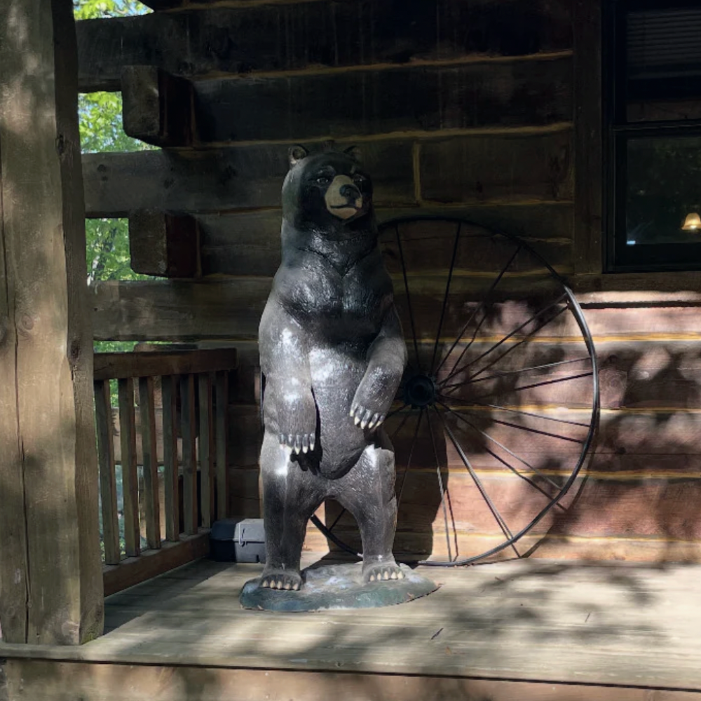 porch bear.png