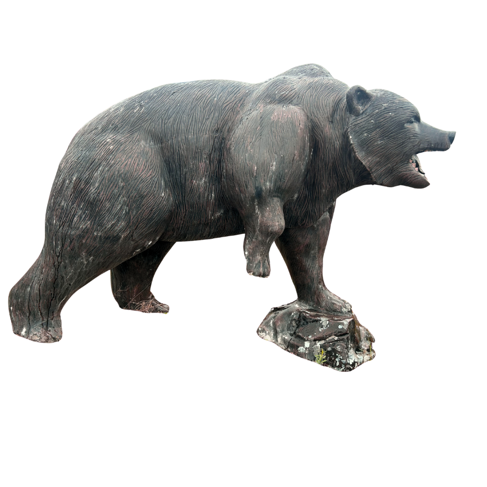 grizzly on rock3.png