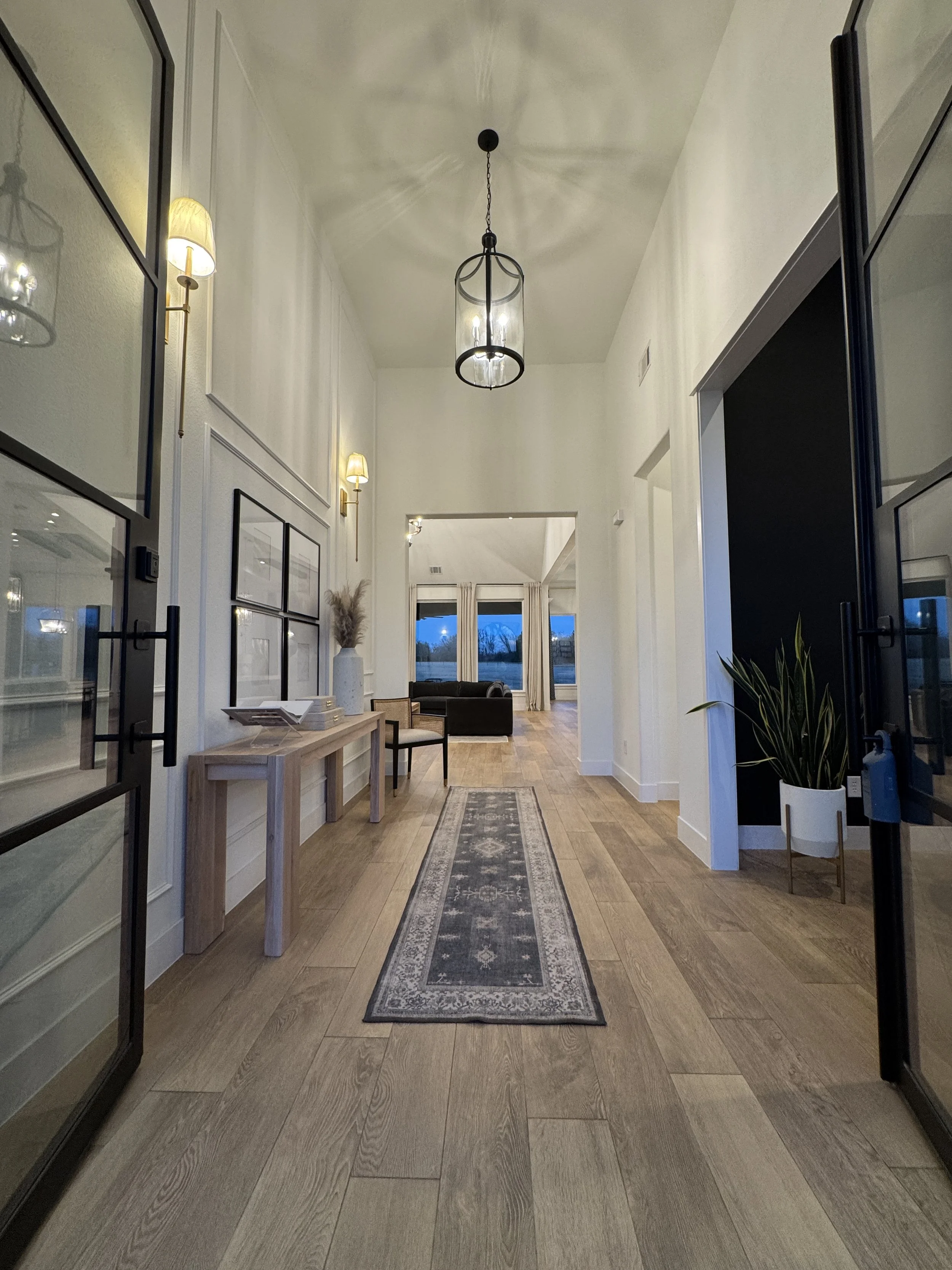 New construction home with high ceilings in Waxahachie, TX