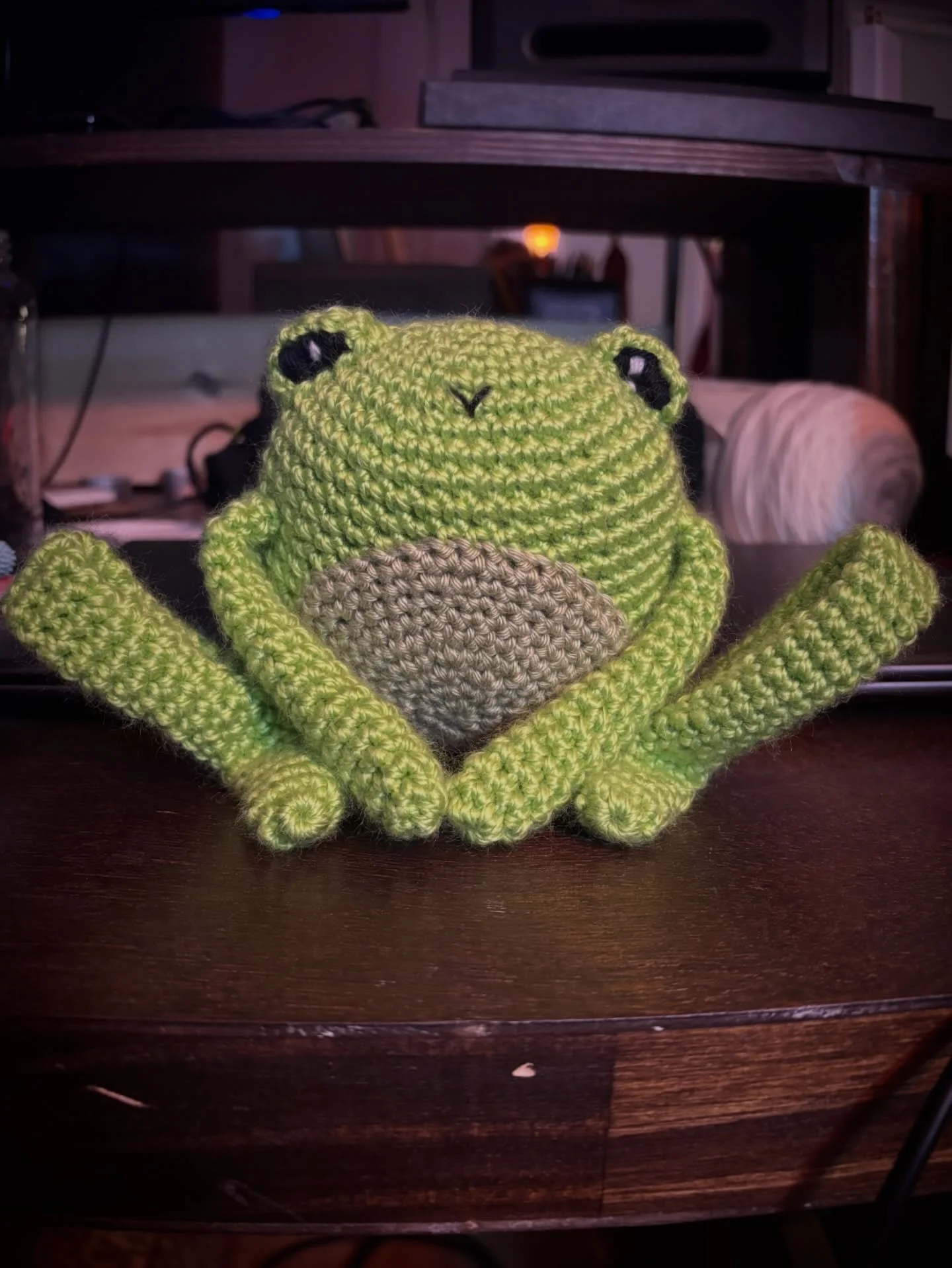 Meet Frogbert. He is frog. Damn I love frogs.

I used the Pride Frog pattern by Amy Gaines on Ravelry and made some modifications! Love how he came out 🐸

#crochetfrog #smallbusiness #frogamigurumi #fiberart #crochetplushies