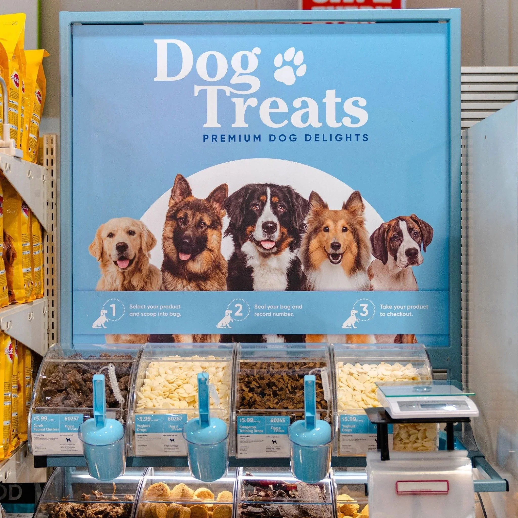 imgi_81_New+World+Dog+Treat+Stand+Brookfield.jpg