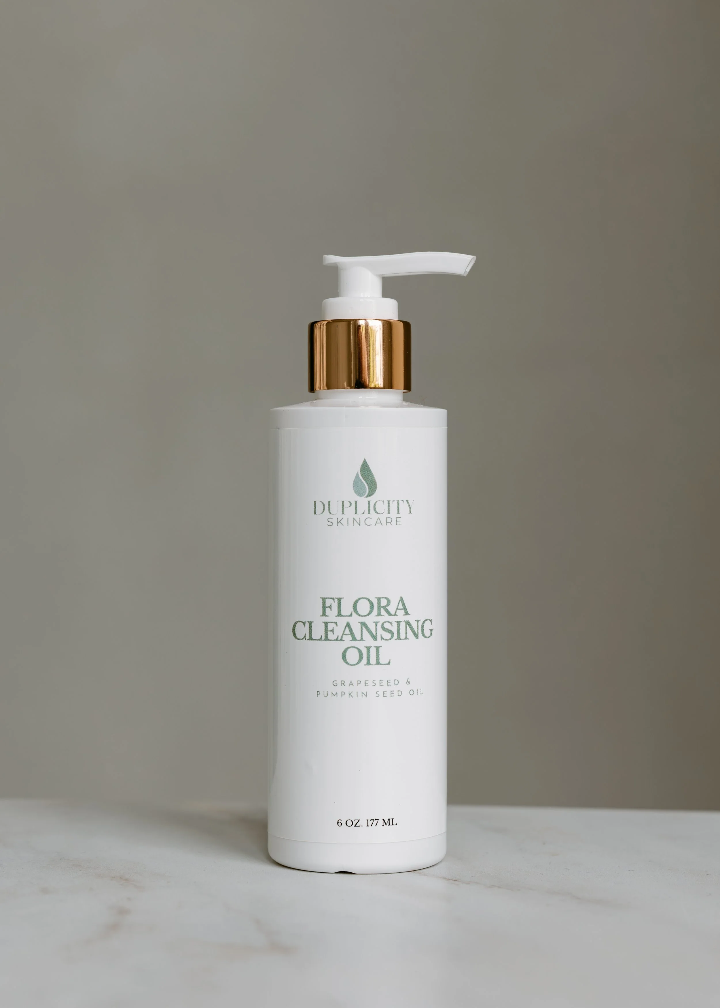 Flora Cleansing Oil HRa.jpg