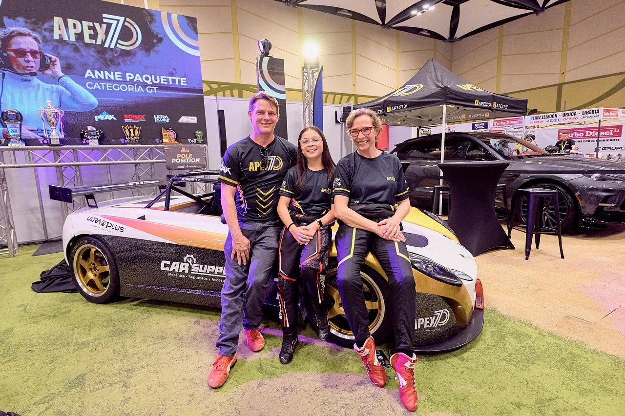 Escudería APEX tendrá participación femenina en el Campeonato Nacional de Automovilismo
