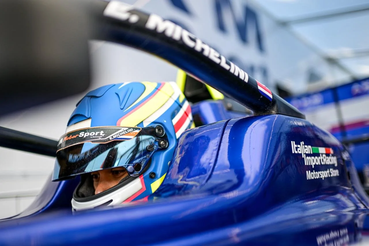 Evan Michelini sigue creciendo en la Fórmula 4 Italiana