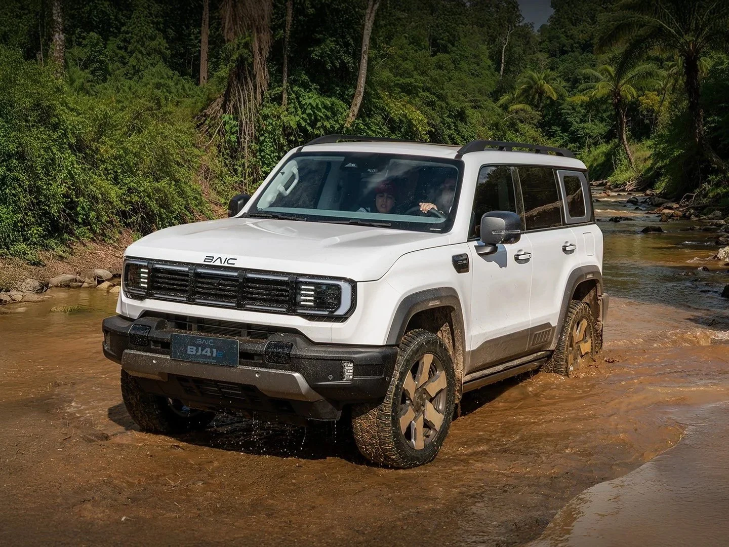 BAIC BJ41e REEV: prueba en el Electro Puro Motor Track Day