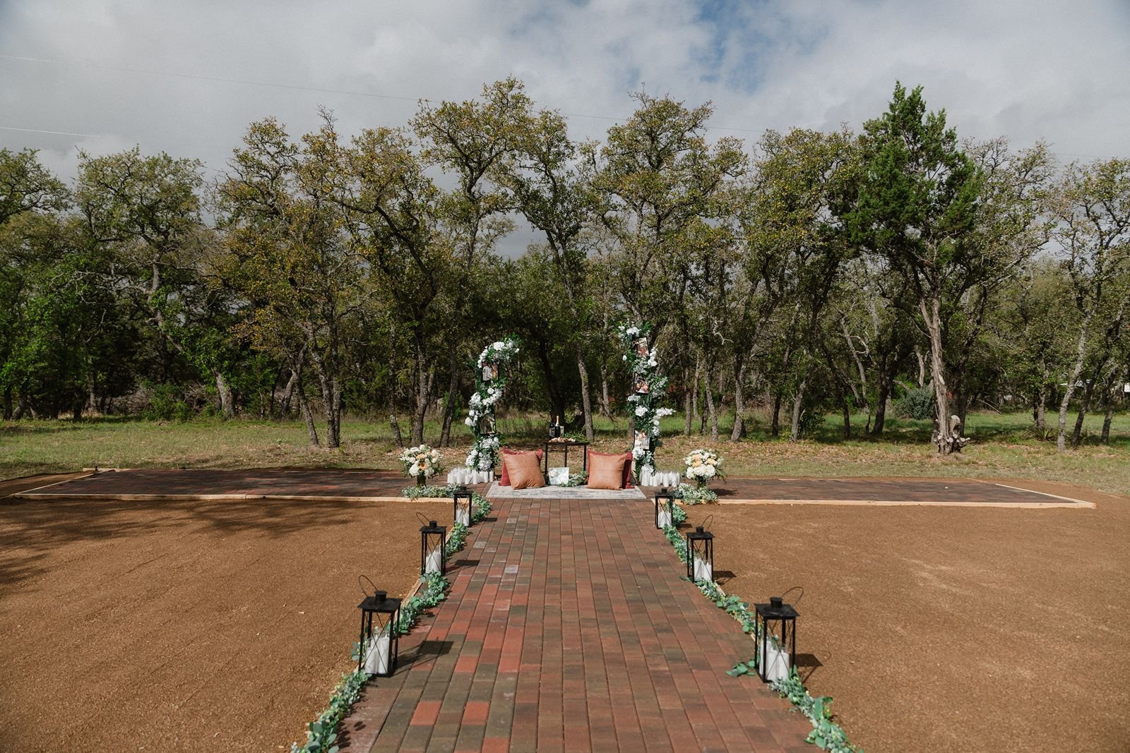 wrenwood-ranch-austin-wedding-venue-2.jpg