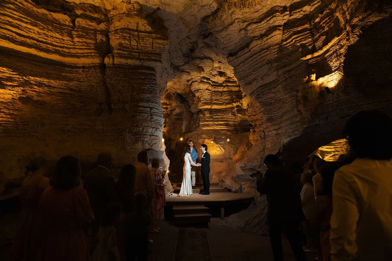 longhorn-cavern-wedding-ceremony.jpg