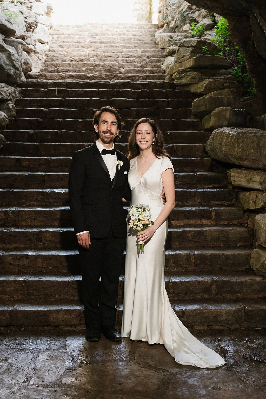 longhorn-cavern-newlyweds.jpg