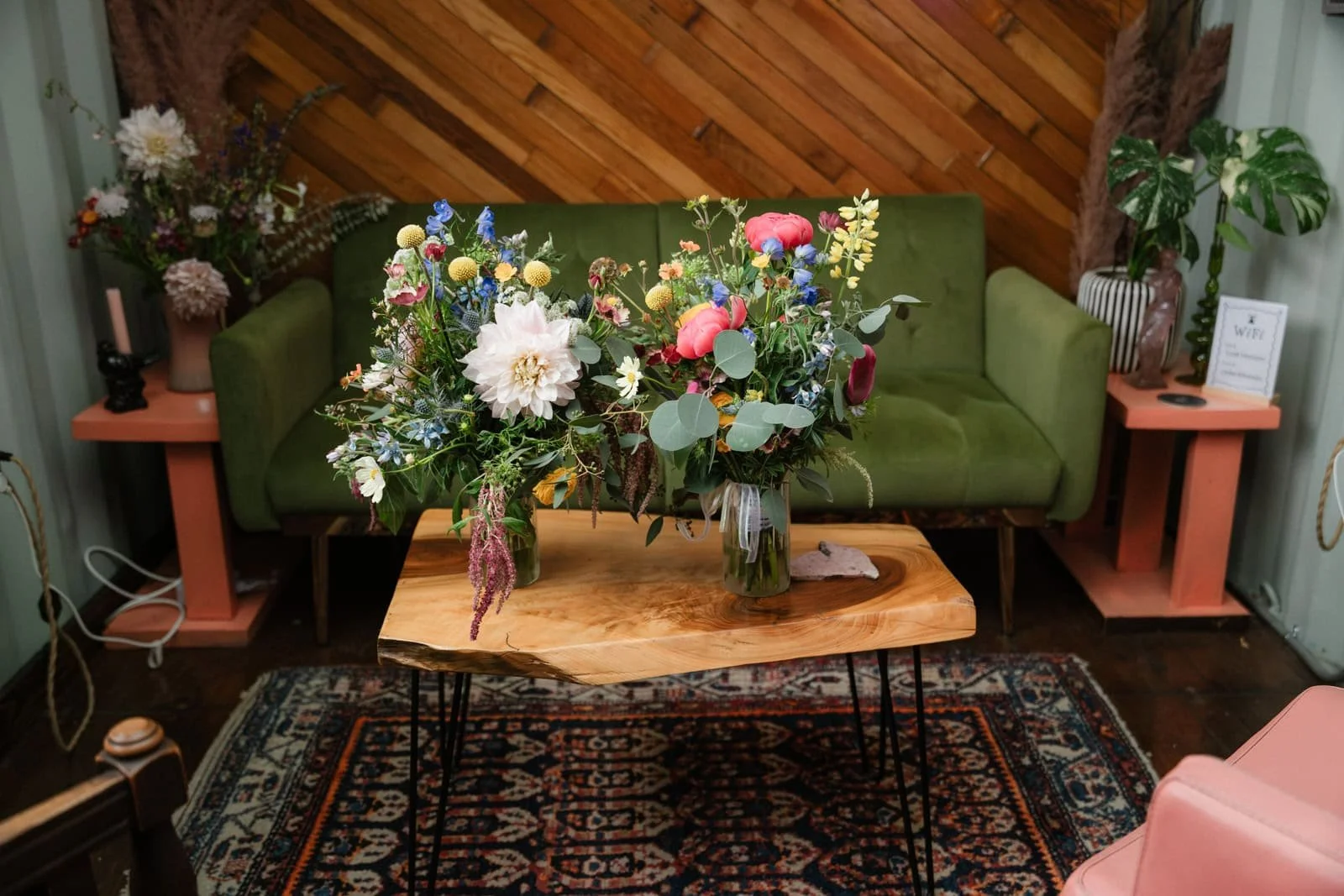 A boquet of flowers at Lost Horizon Cider Mill