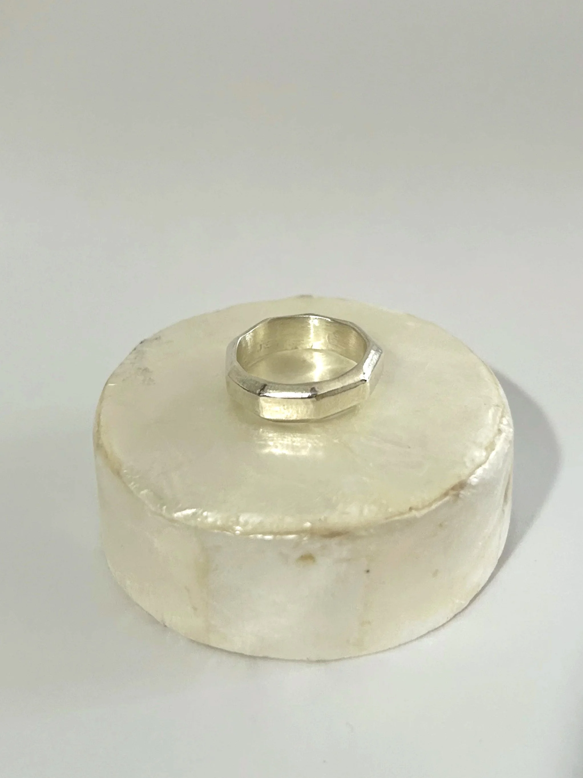 The Nut - US 6 - Sterling Silver