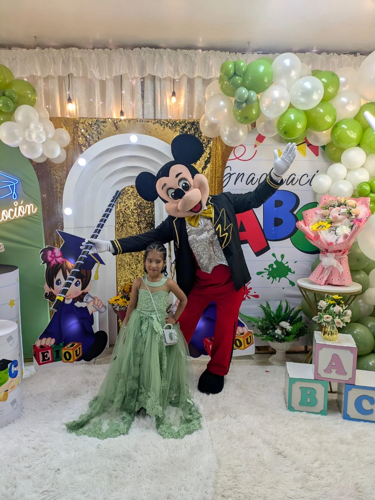 SOMOS KALEIDO DE TODO PARA TU EVENTO