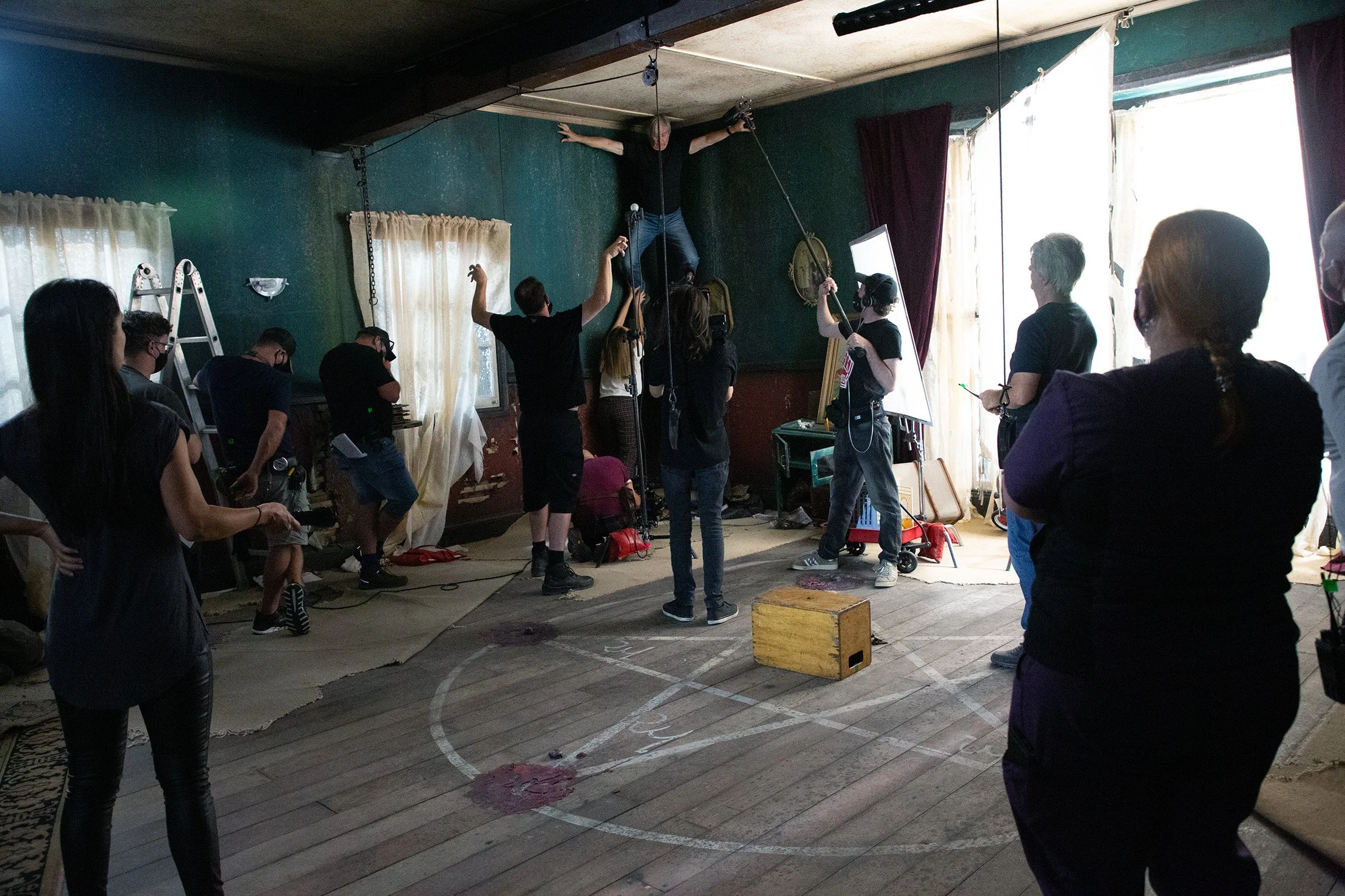 Satanic Room Set - The Possessed