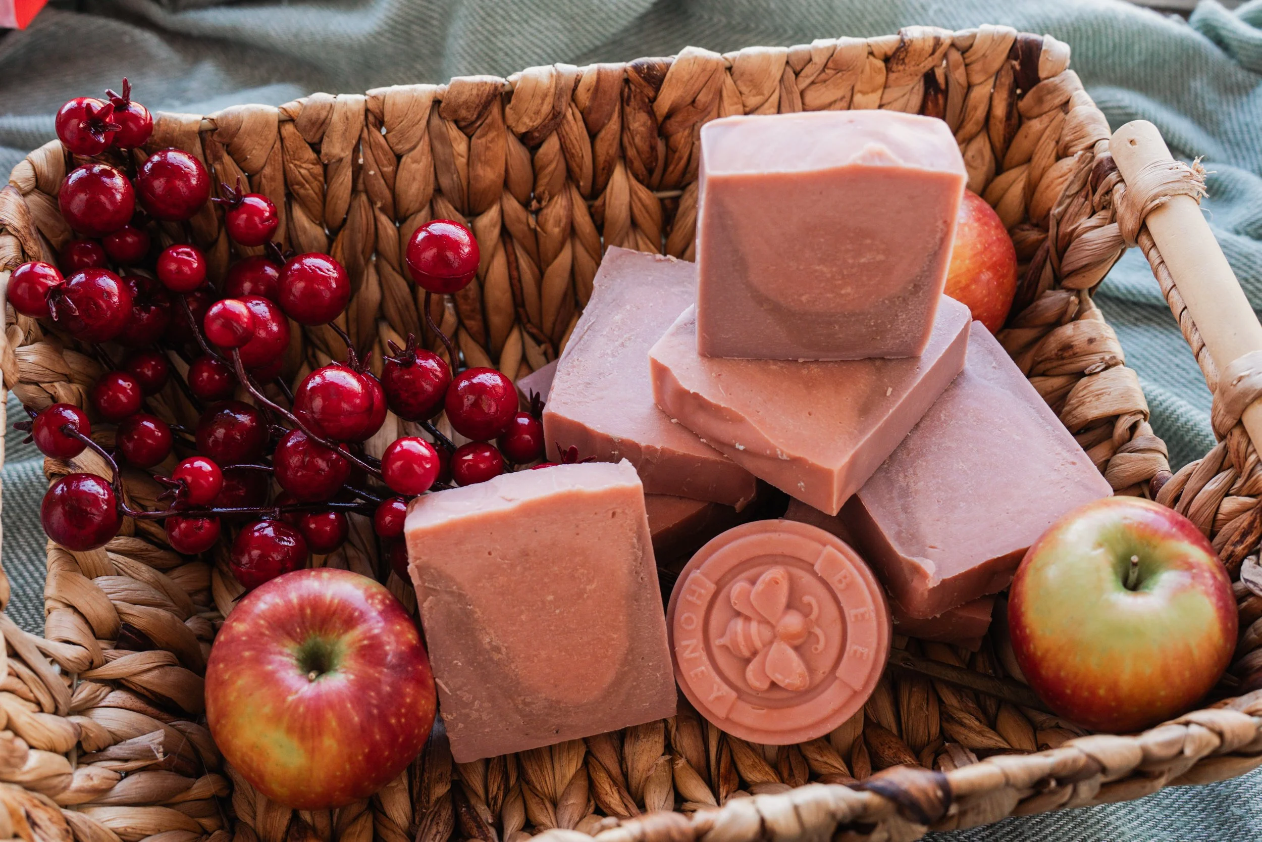 Cranapple Crisp Goat's Milk Tallow Soap