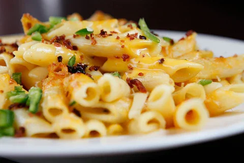 Jalapeño Bacon Mac ‘N’ Cheese (Serves 4-6)