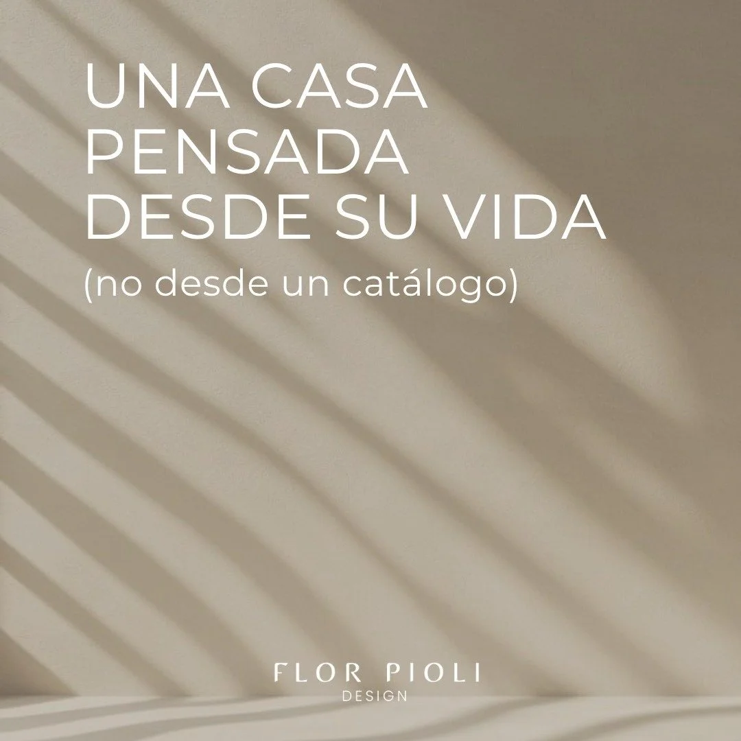Llegaron con dos agendas que no paraban&hellip;
y una sola certeza: sab&iacute;an c&oacute;mo quer&iacute;an sentirse en su casa.

&Eacute;l trabaja en el campo.
Ella en salud.

No buscaban una casa &ldquo;linda&rdquo;.
Buscaban una casa que les d&ea