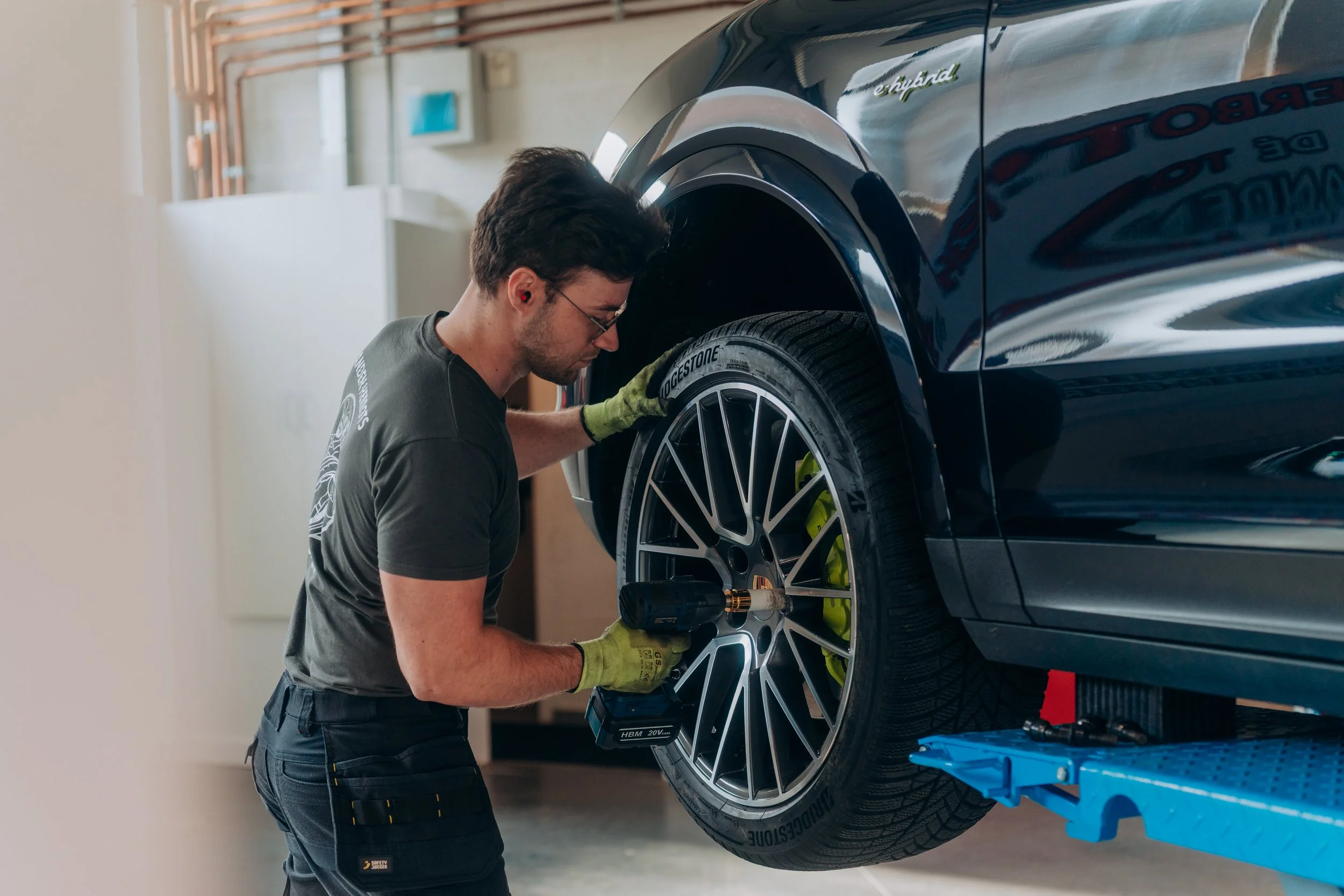 Bandenwissel seizoenswissel bij Banden Herbots Tongeren.