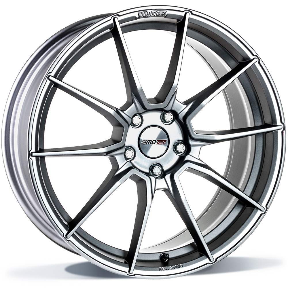 Zilvere aluminium velg van het merk Motec, multi-spaaks.