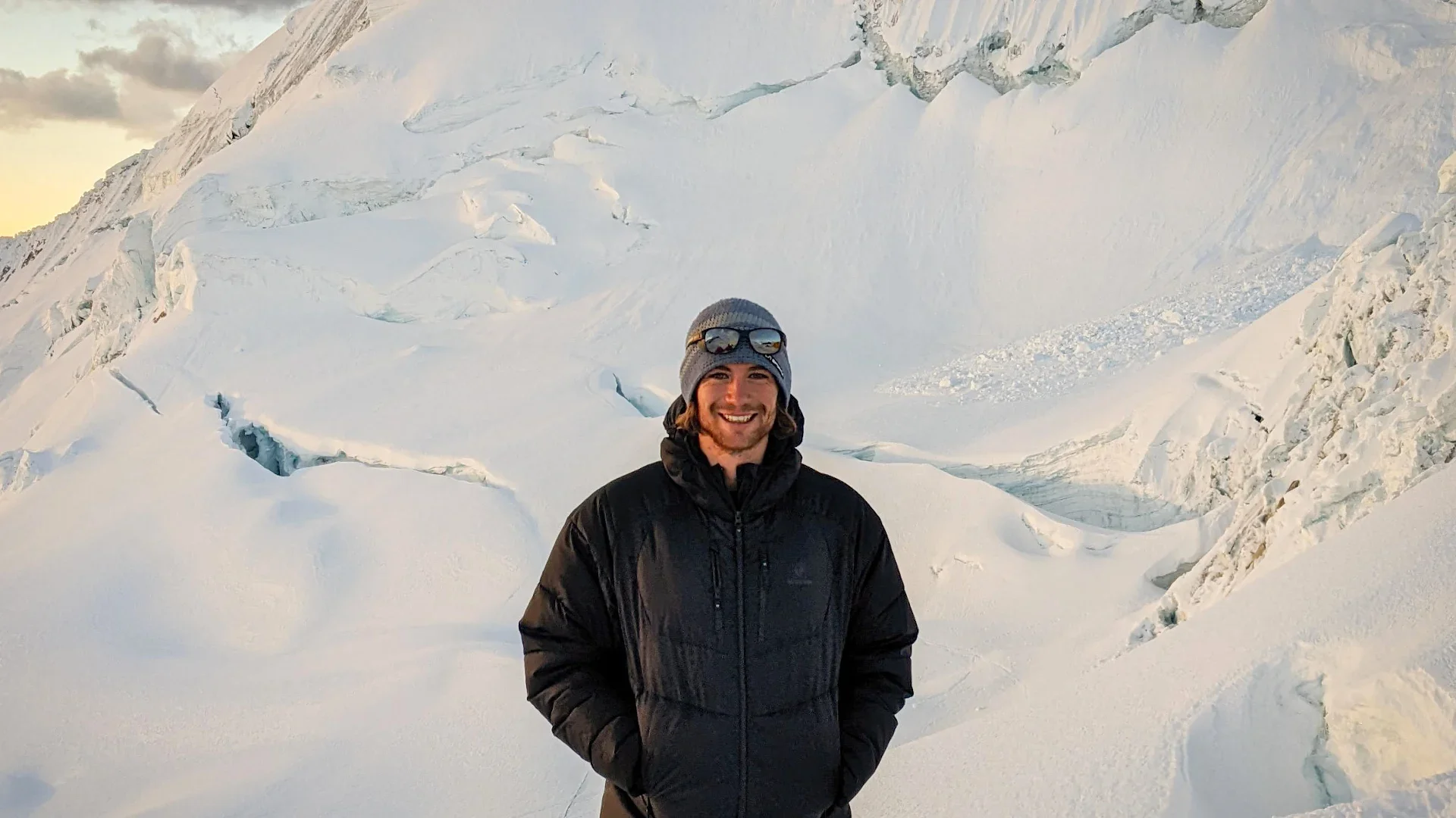 Alexander Brückler - Bergführer und Künstler - am Alpamayo in Peru