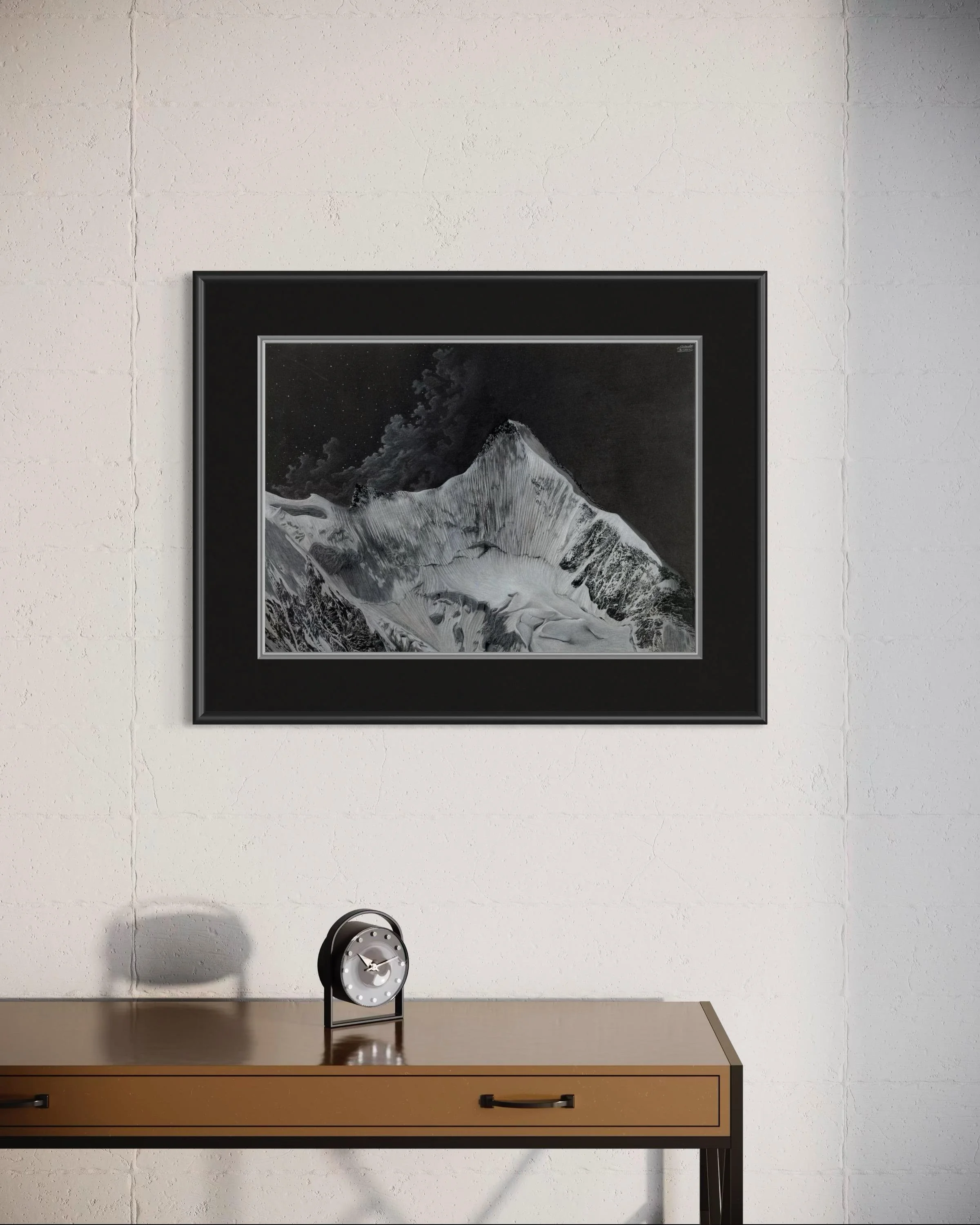 Gerahmter Kunstdruck eines handgezeichneten Obergabelhorn Bergportraits im Wohnraum