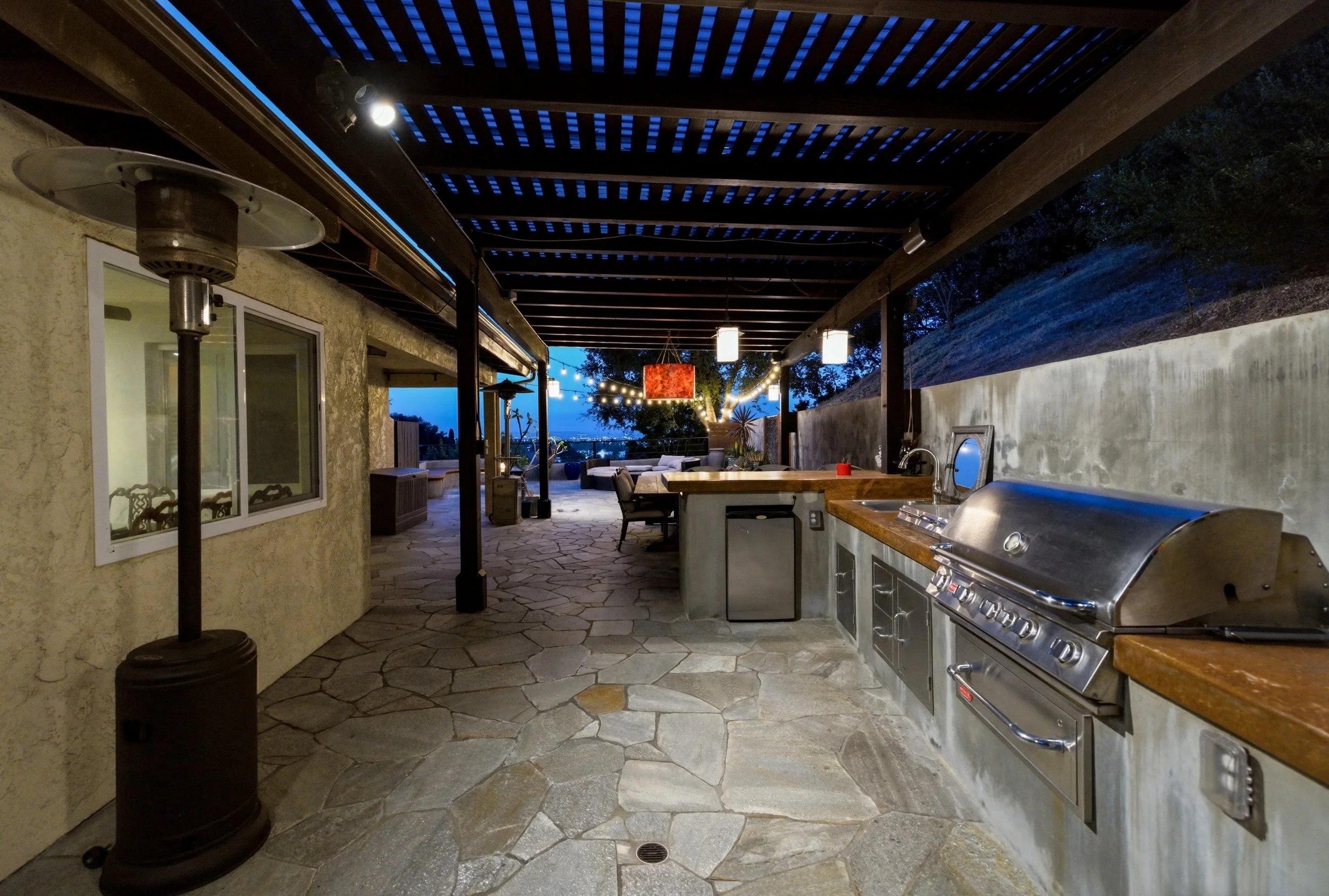 Outdoor Kitchen.jpg