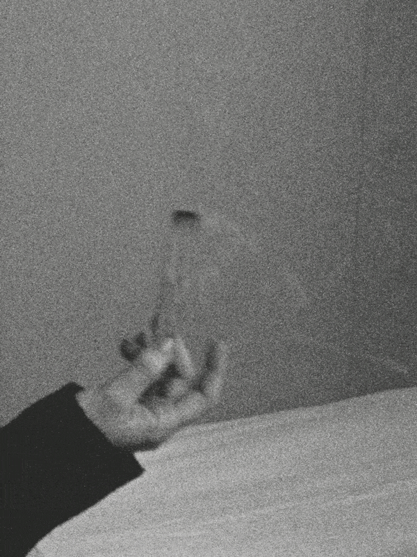 ayune-clip-05.gif