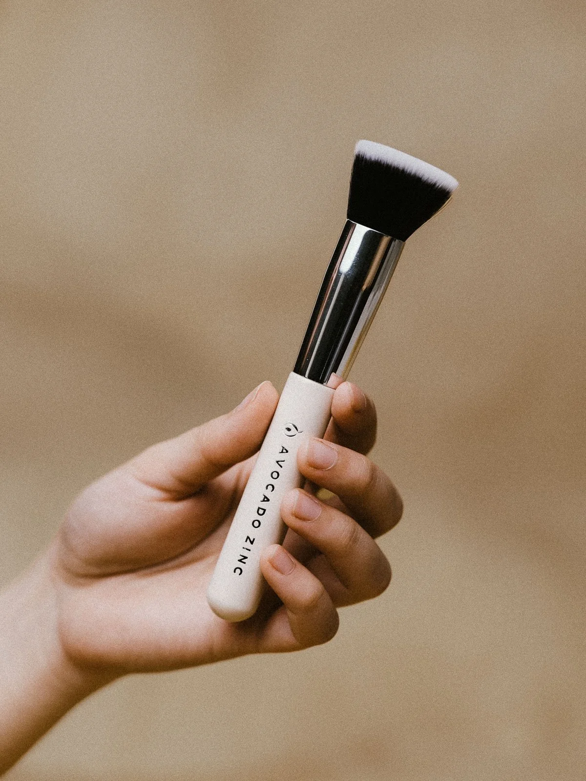 AVOCADO ZINC SPF BRUSH