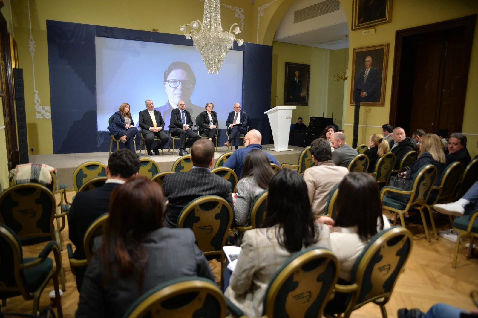 The Ripple Effect of AI: Navigating Opportunities and Risks in Business