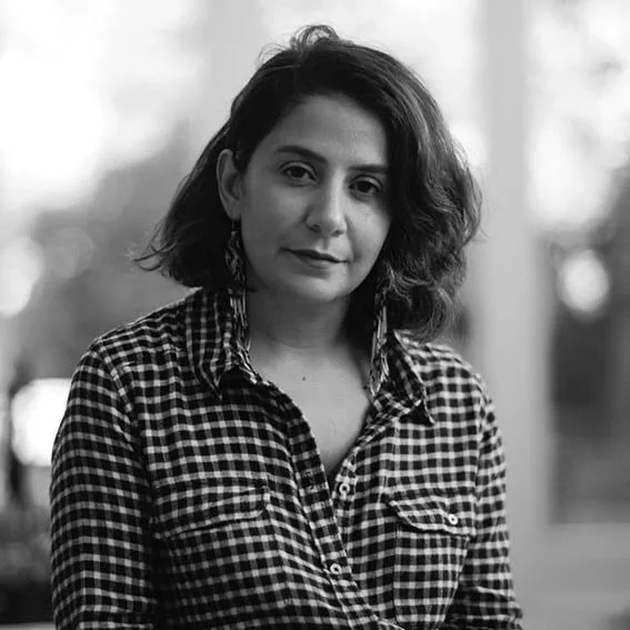 Golriz Kolahi 🇮🇷🇬🇧- producer | filmmaker
Moon Road Media &amp; Film (various projects)
O QUADRO Showcase No. 42

#filmproducer&nbsp;#filmmaker&nbsp;#documentaryfilmmaker&nbsp;#discoverconnectinspire&nbsp;#oquadrolisboa