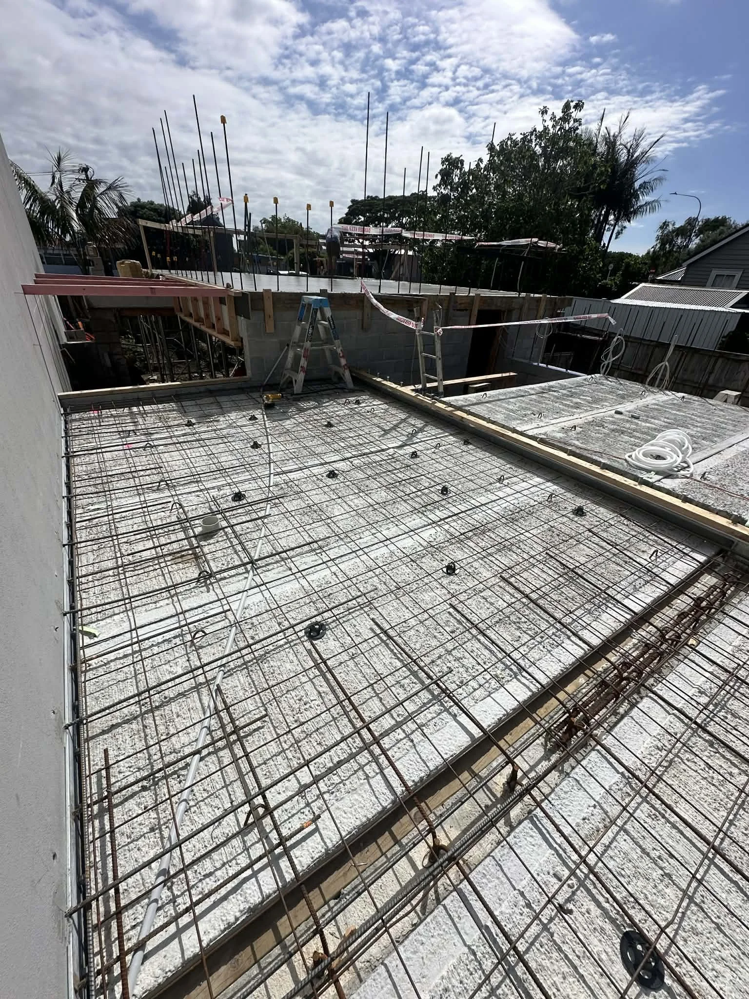 Old Mill: Breezeway Roof Deck